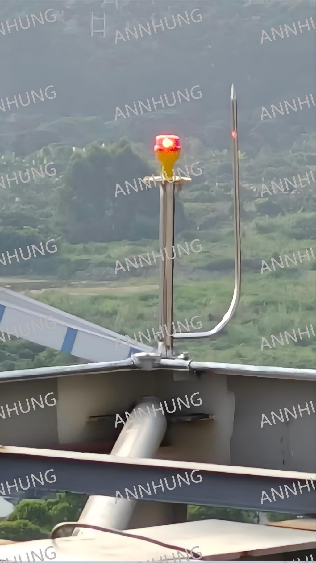 Dernière affaire concernant AH-LI-B2 Low-Intensity L810 Aviation Obstruction Light — Installation Cases